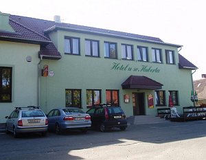 Hotel Święty Hubert [Powiększ - nowe okno]