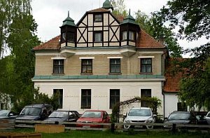 Pensjonat i Klub jeździecki Eliot [Powiększ - nowe okno]